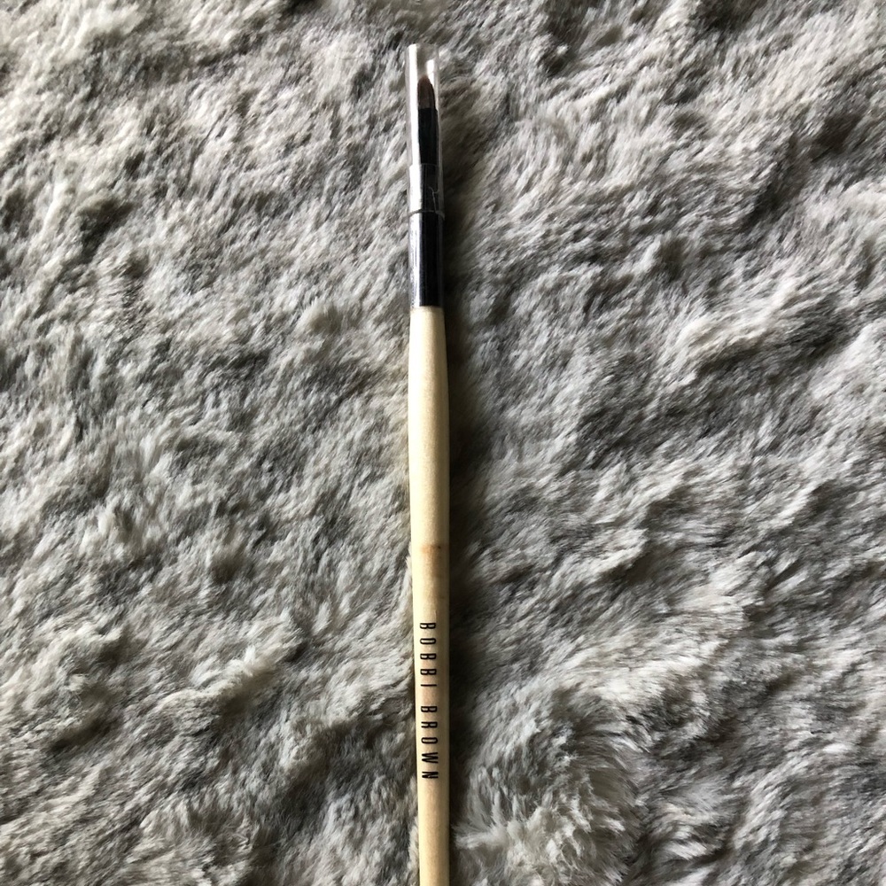 Bobbi Brown eye liner brush